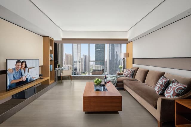 Executive Apartment, 3 Bedrooms, Kitchen, City View