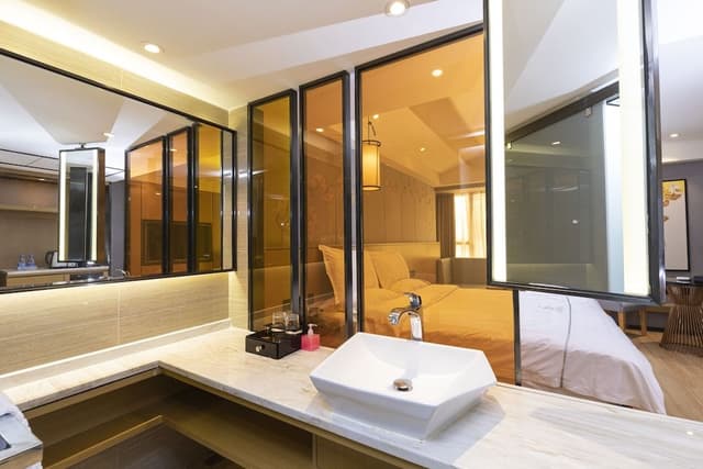 Luxury Double Room, 1 Queen Bed, Accessible, Non Smoking