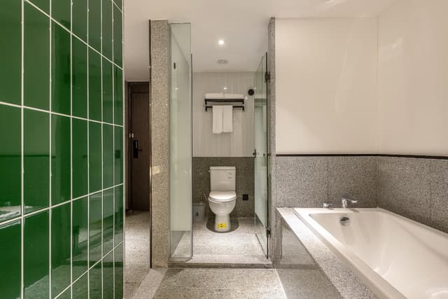 Rezen - Light Luxury 1 Bed Room, with Bathtub