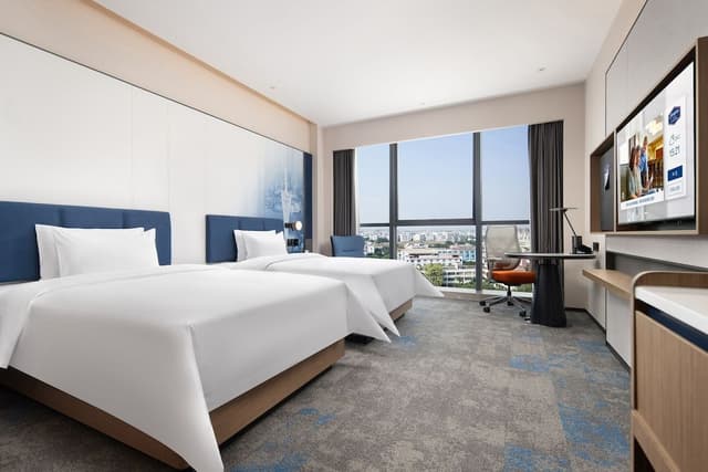 Luxury Single Room