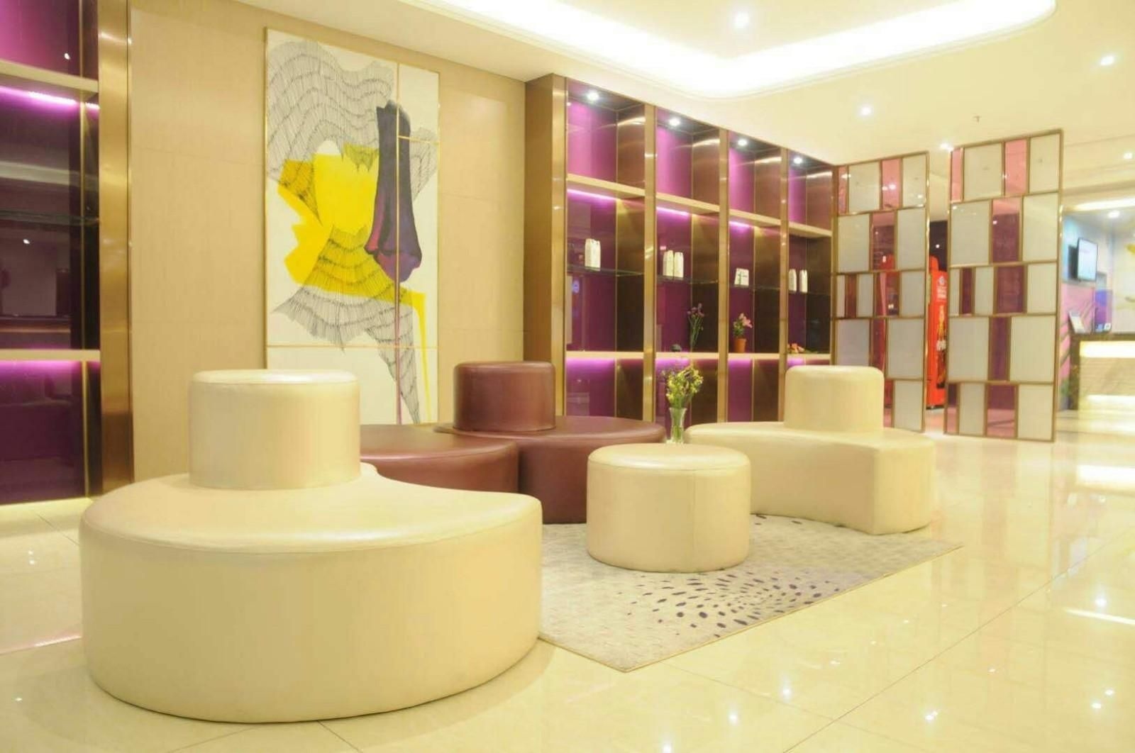 Lavande Hotels Guangzhou Fangcun Huadiwan Metro Station3