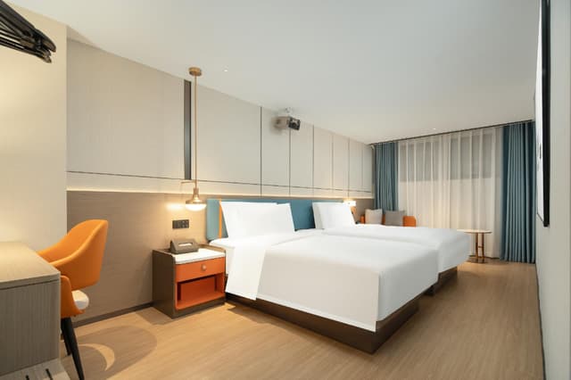Standard Twin Room A