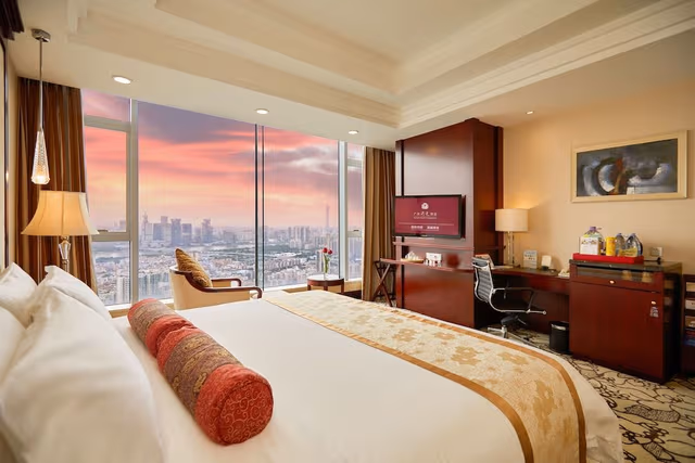 Superior Room, River View (King Bed)
