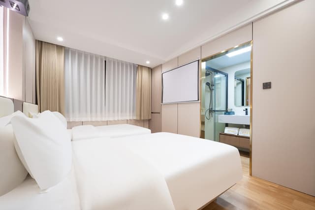 Twin Room with Bathroom