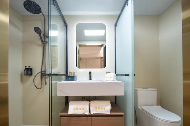 Twin Room with Bathroom
