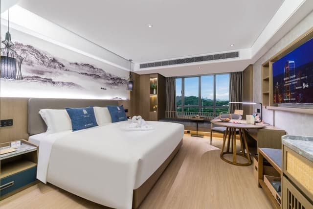 Select King Room