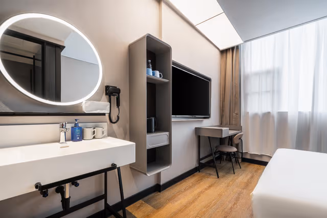Huazhu - Superior BedRoom