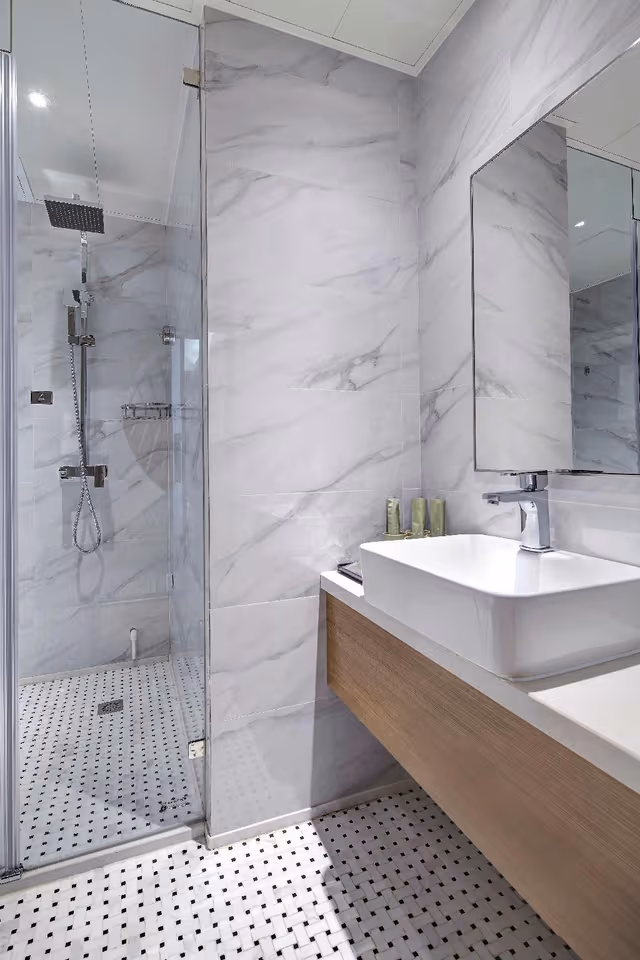 Executive Queen Suite