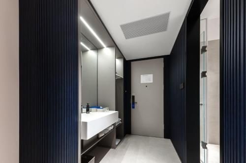 Atour Light Hotel Guangzhou Panyu Chimelong Wanbo Business Zone4