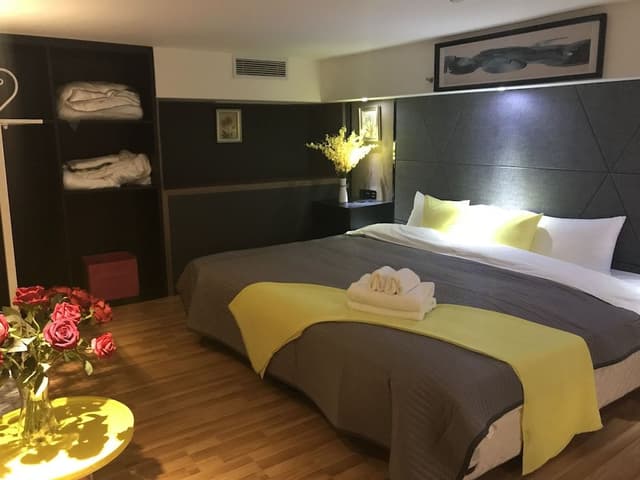 Deluxe Loft
