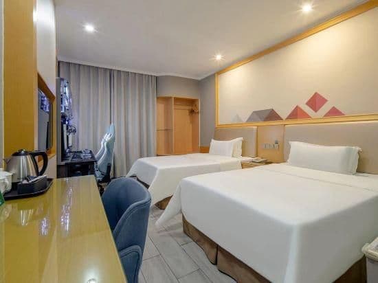2-bed Room With E-sports