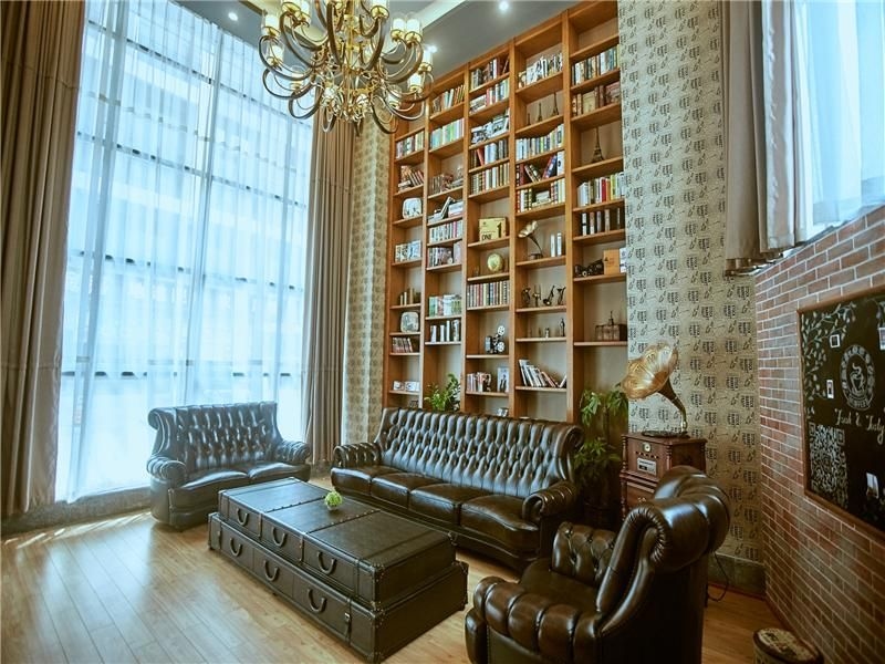 James Joyce Coffetel Guangzhou South Railway Station3