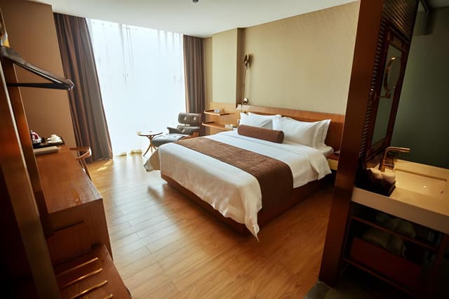 James Joyce - Feifan Bed Room