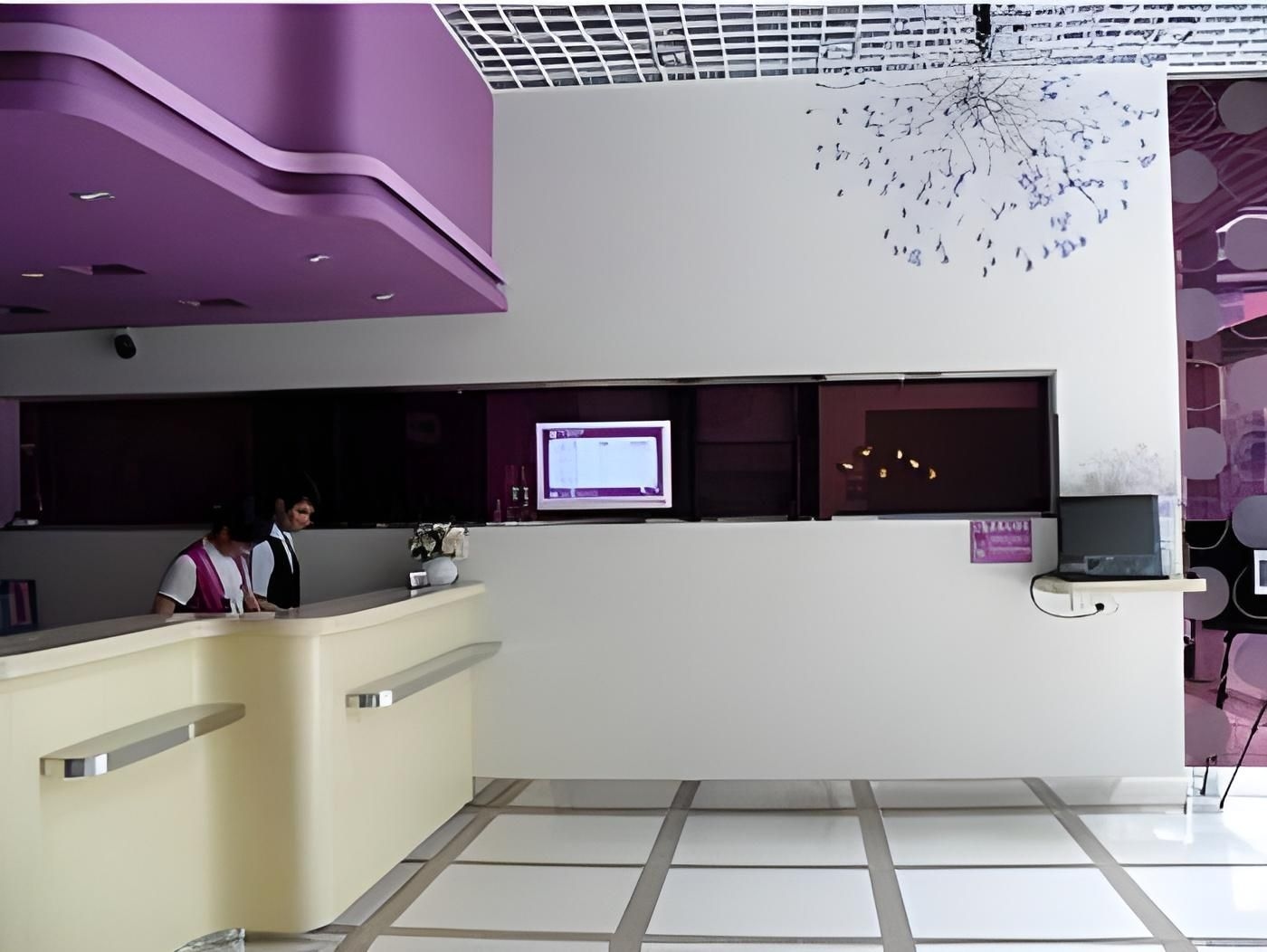 โรงแรมวี 8 ซีคัน (V8 Hotel Xi Cun Branch)2