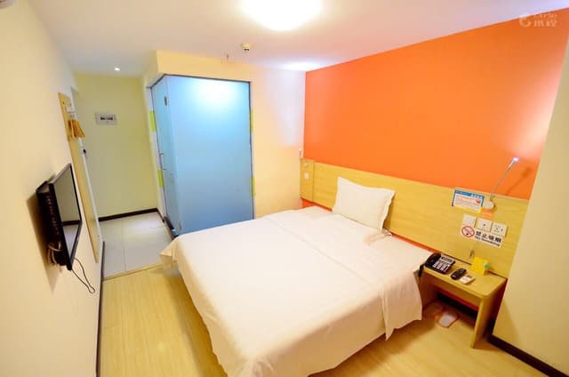 Superior 1 Bedroom