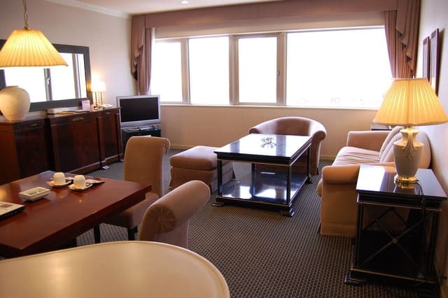 Suite, 2 Twin Beds, Non Smoking