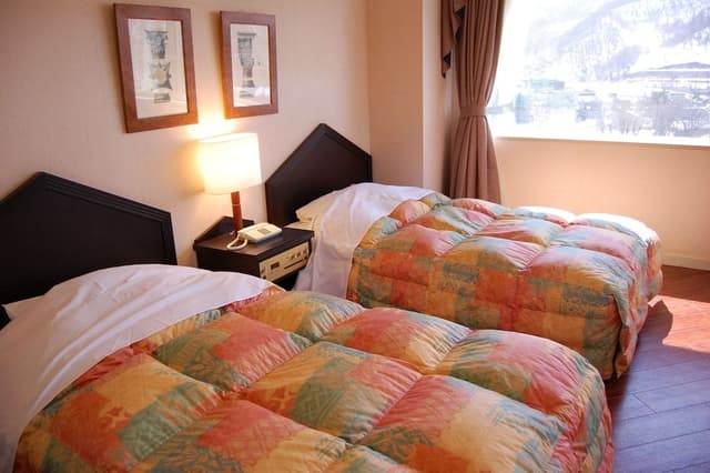 Suite, 2 Twin Beds, Non Smoking