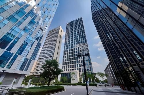อีสเตย์เรสซิเดนซ์โพลีเวิลด์เทรดดิ่งเซ็นเตอร์ (Estay Residence Poly World Trading Center)0