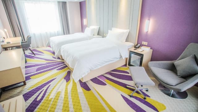 Twin Deluxe Room