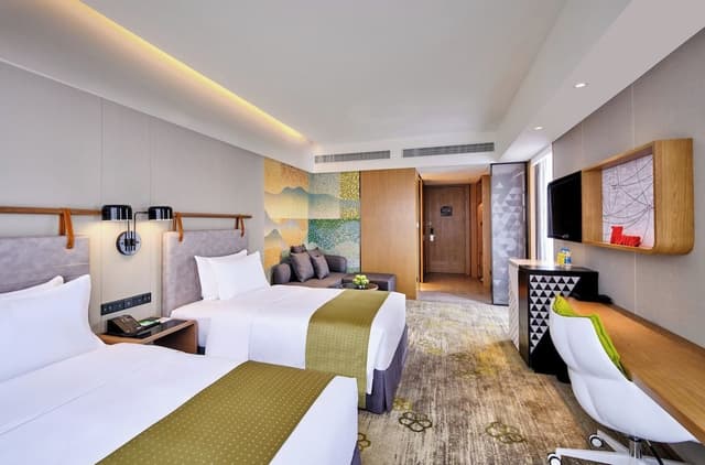 Standard Room, 1 King Bed (Mid Floor)
