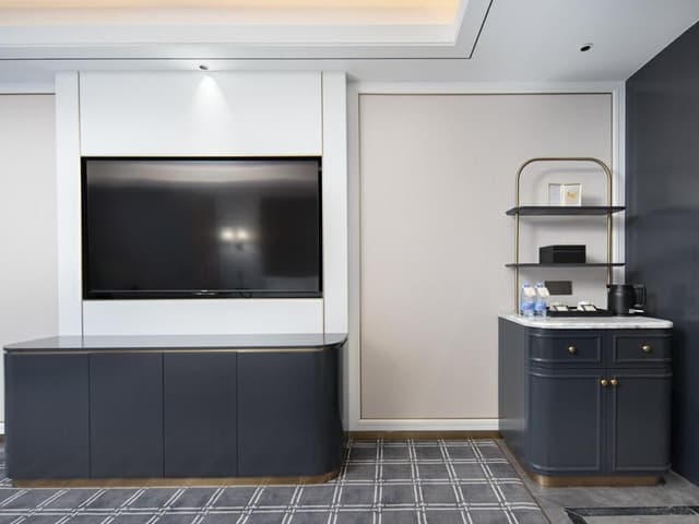 Xana Deluxe Business Big Bed Room