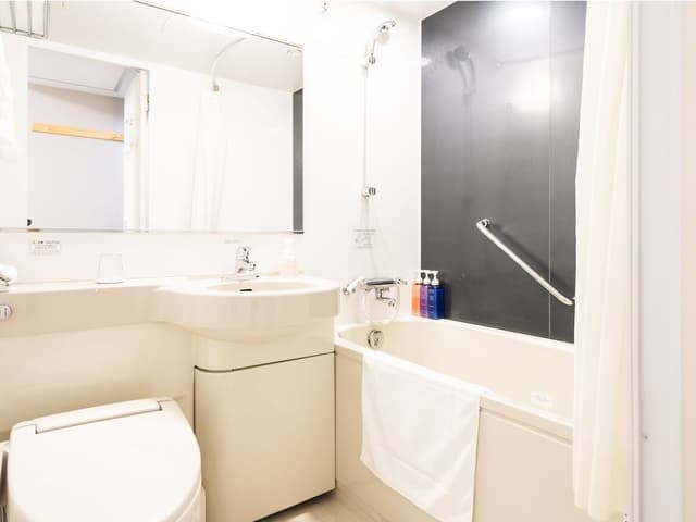 Triple Room, 2 Semi Double Beds and 1 Sofa Bed, Non Smoking