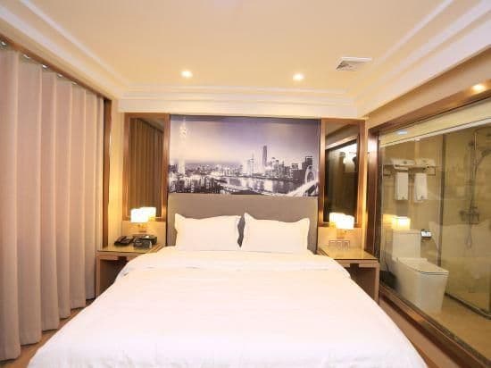 Four Seasons Superior King Room