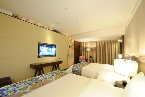 WH - Deluxe Room Twin