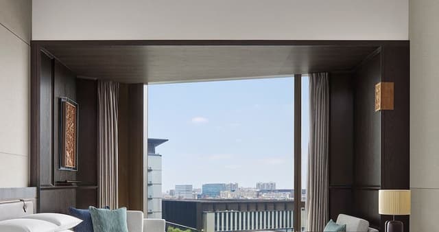 Executive Premium Suite