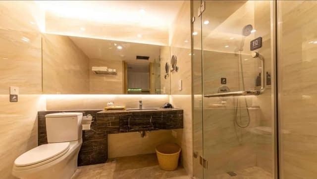 Signature Deluxe Room