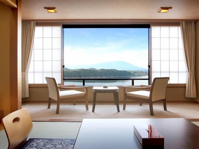 Basic Room, Non Smoking, Lake View