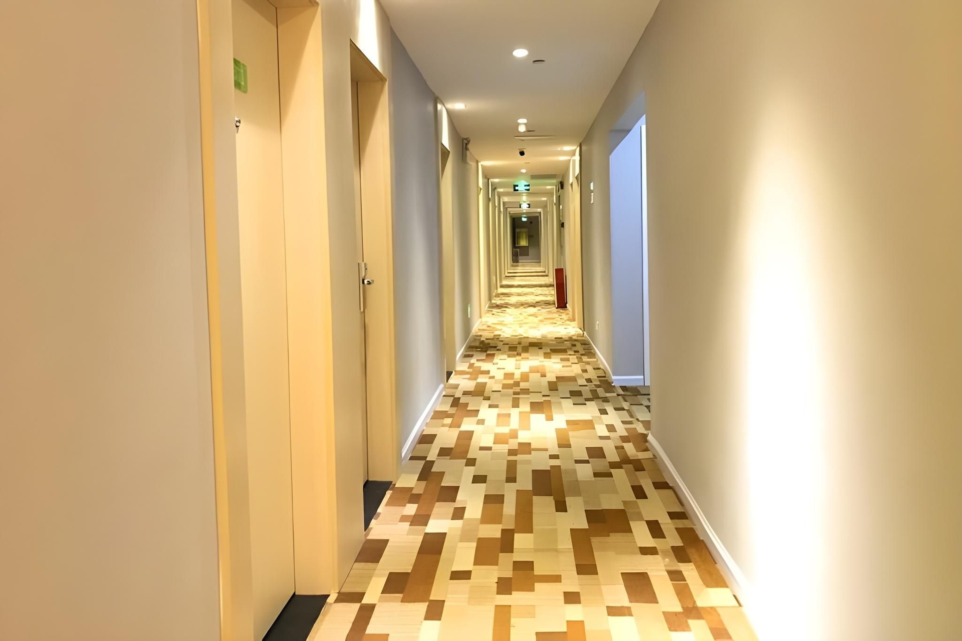Motel Guangzhou Shangxiajiu Pedestrian Street Hualinsi Metro Station2