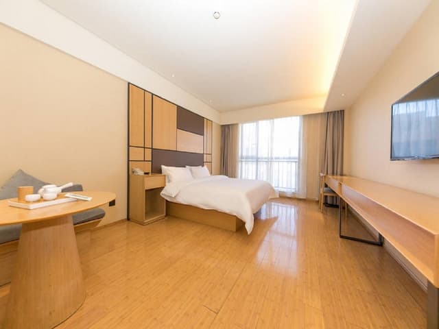 Huazhu - Superior BedRoom
