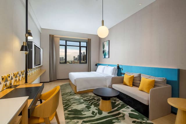 KING DELUXE ROOM