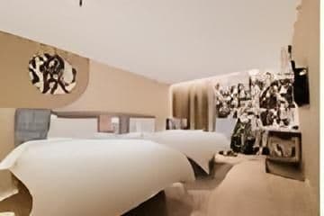 Zero Pressure Twin Room