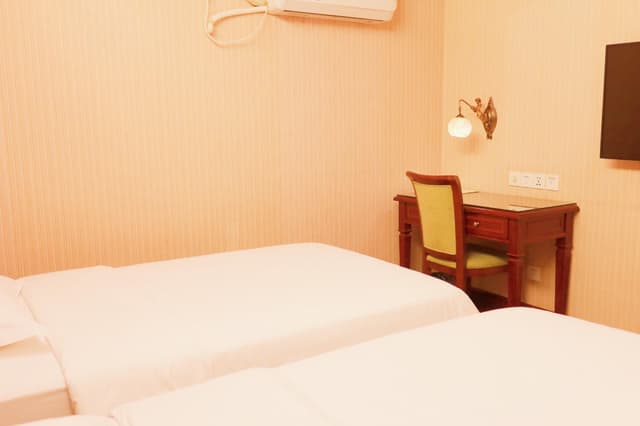 Superior Twin Room without Window