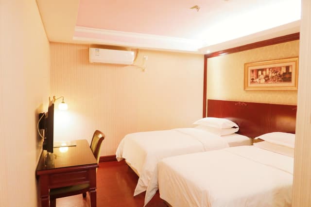 Superior Twin Room without Window