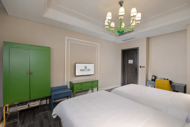 2 Bed Twin Superior Room