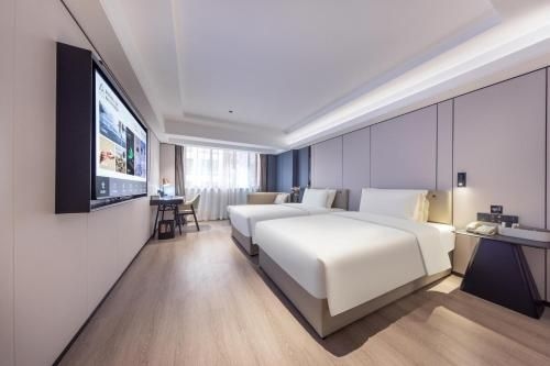 Atour X Hotel Shenzhen Luohu Sungang Baoneng Center2