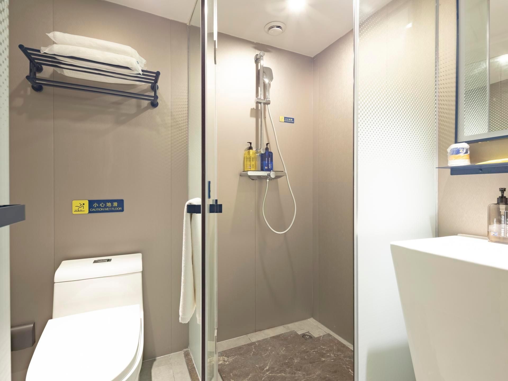 7 Days Inn Shenzhen Xuefu Road Daxindi Metro Station4