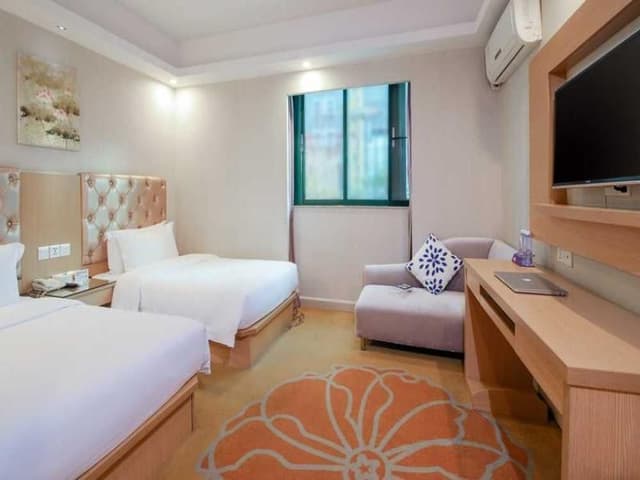 2 Bed Twin Superior Room