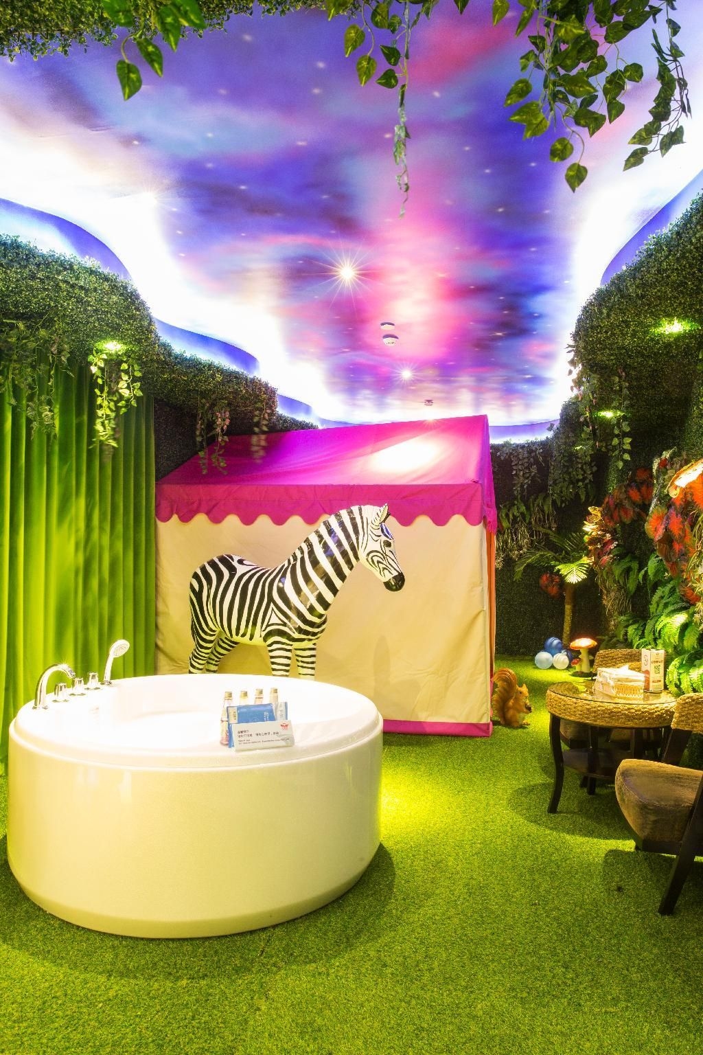 Swan of love Shenzhen Henggang Hotel0
