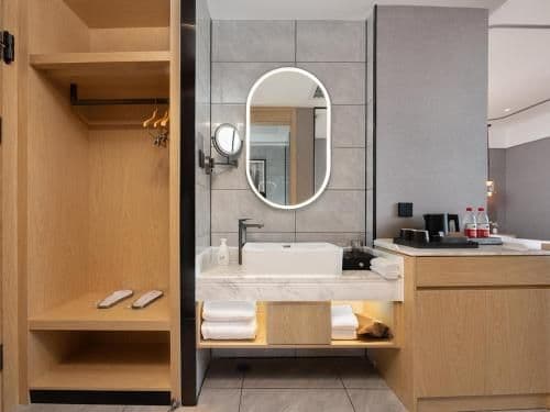 Executive Suite