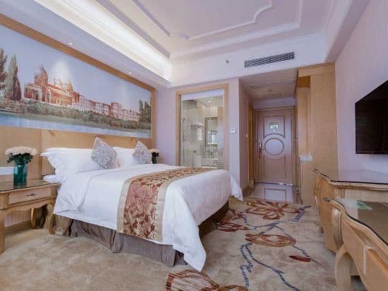 Vienna - Deluxe Room