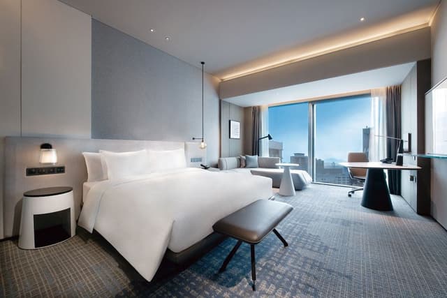 Premium Room, 1 King Bed
