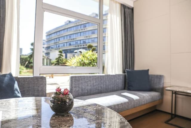 Club Room, 2 Twin Beds