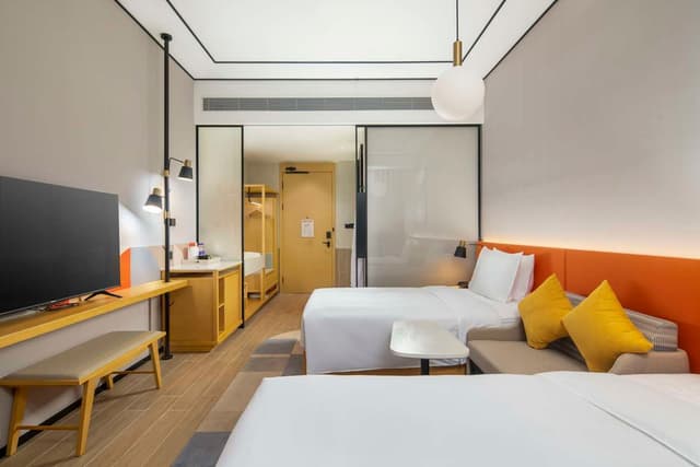 TWIN GUEST ROOM HIGH FLOOR