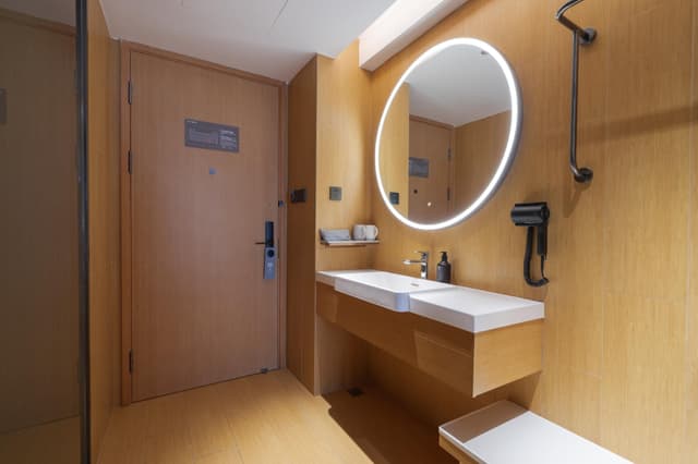 Huazhu - Superior BedRoom