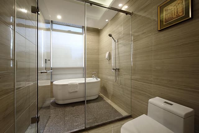Standard Queen Room