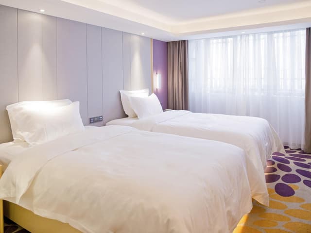 Twin Deluxe Room